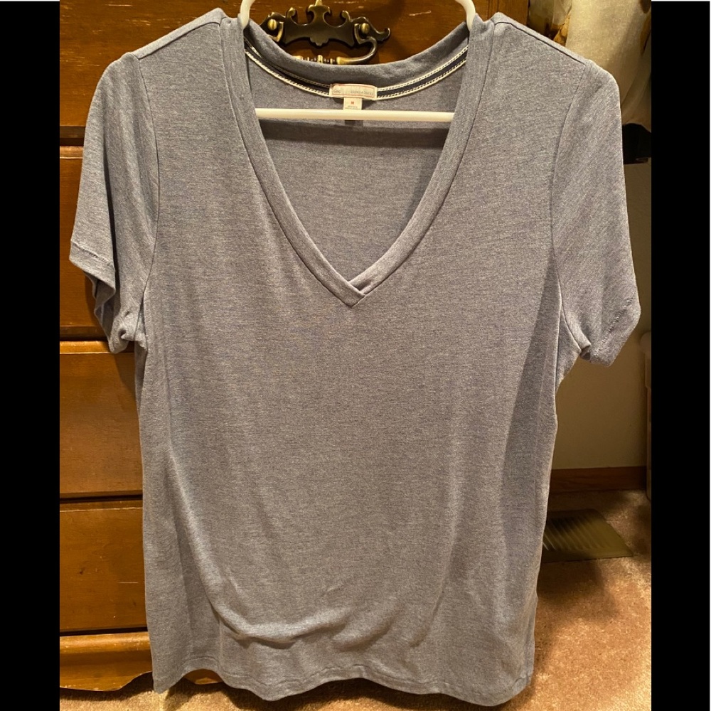 Tee shirt